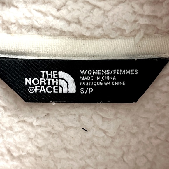 North Face Fleece Vest in Cream - Picture 8 of 8